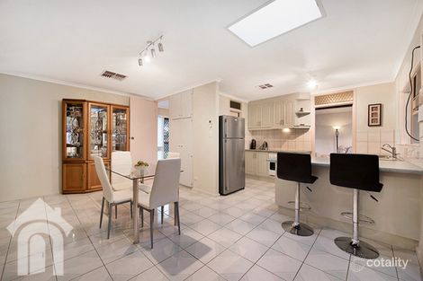 Property photo of 16 Holly Rise Hackham West SA 5163
