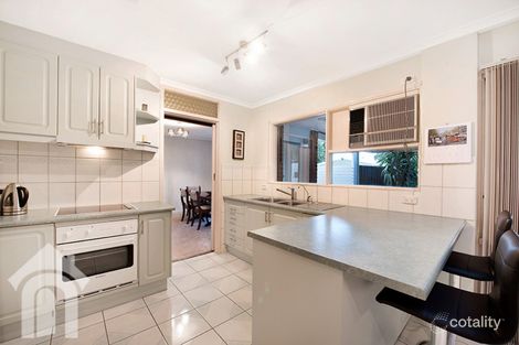 Property photo of 16 Holly Rise Hackham West SA 5163