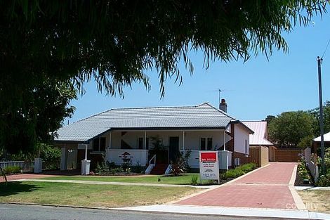 3a Bristol Ave, Bicton, WA 6157