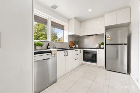 Property photo of 4/3 View Road Springvale VIC 3171