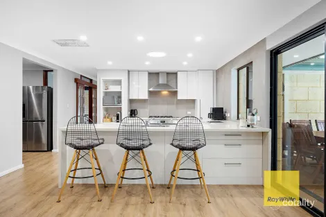 Property photo of 13 Imperial Court Thornlie WA 6108