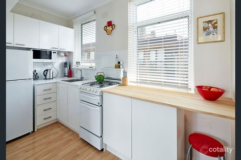 29/25 Robe St, St Kilda, VIC 3182