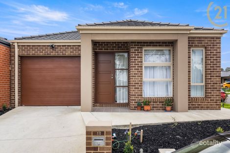 Property photo of 12 Copper Beech Road Beaconsfield VIC 3807