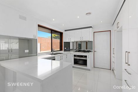 Property photo of 8 Guildford Court Keilor Downs VIC 3038