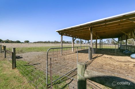 2 Seaview Ave, Tuerong, VIC 3915