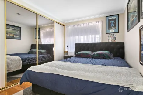 Property photo of 20 Waters Drive Seaholme VIC 3018