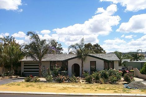 24 Ypres Rd, Camillo, WA 6111