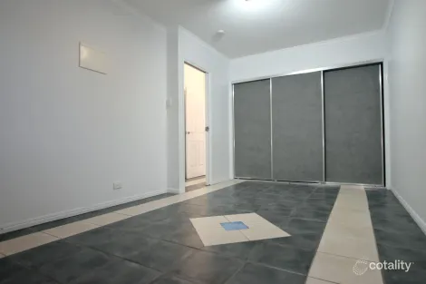 Property photo of 5/251 Auckland Street South Gladstone QLD 4680