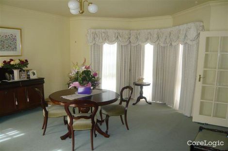 Property photo of 2/7A Wiseman Court Essendon VIC 3040