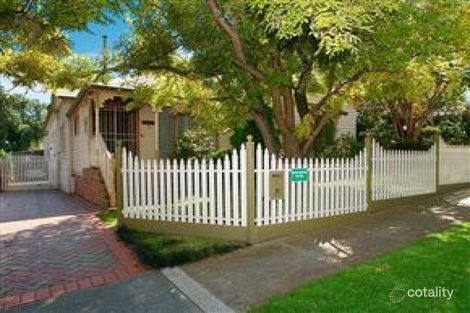 52 St Kinnord St, Aberfeldie, VIC 3040