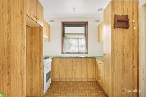 Property photo of 20 Carr Parade Unanderra NSW 2526