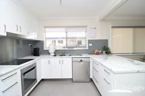 55 Erap St, Soldiers Hill, QLD 4825