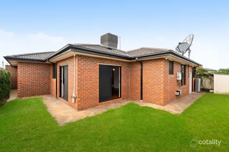 Property photo of 2/73 Jaguar Drive Clayton VIC 3168