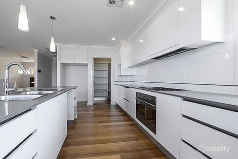 Property photo of 2 Bev Lawson Street Casey ACT 2913