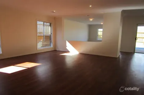 Property photo of 4 Besra Drive Doreen VIC 3754