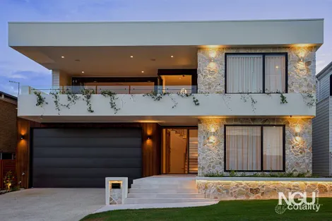 7 Falkirk Way, Spring Mountain, QLD 4300