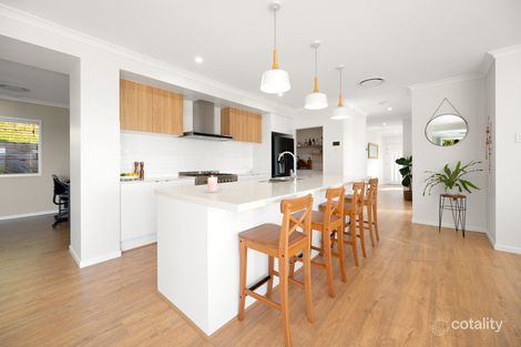 Property photo of 18 Hibiscus Crescent Maudsland QLD 4210