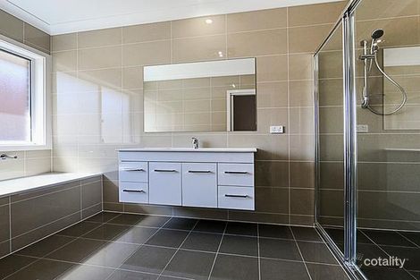 Property photo of 2 Bev Lawson Street Casey ACT 2913