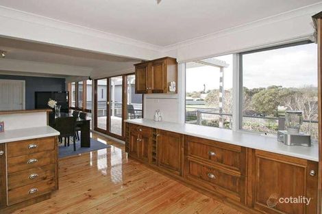 Property photo of 13 Ozone Avenue Port Willunga SA 5173
