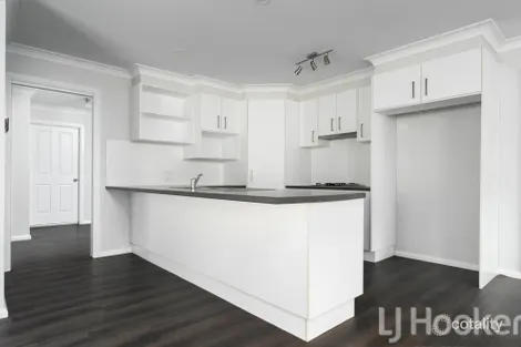 Property photo of 52 Mendel Drive Kelso NSW 2795