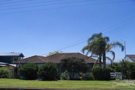 1 Girraween Ave, Lake Illawarra, NSW 2528