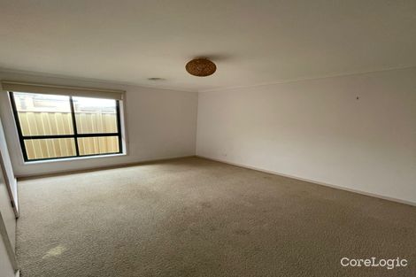 Property photo of 2/6 Spring Valley Avenue Craigieburn VIC 3064