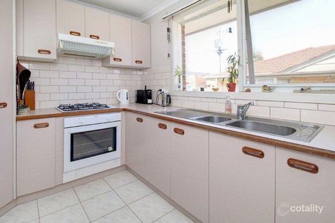 Property photo of 5 Ti-Tree Grove Seaford VIC 3198