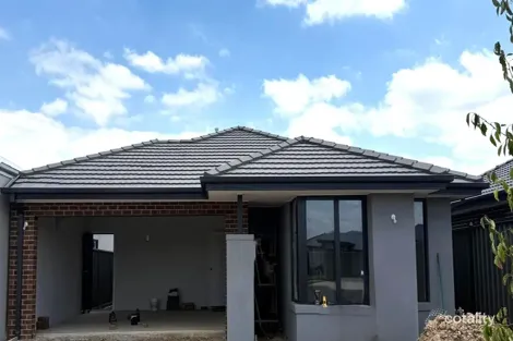 77 Jarrahwood Cct, Clyde, VIC 3978