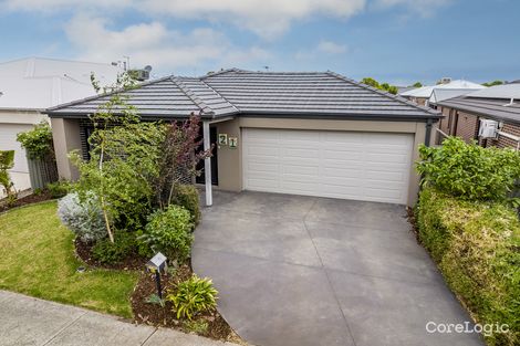 Property photo of 21 Macpherson Circuit Cranbourne East VIC 3977