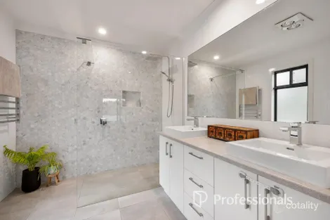 Property photo of 19A Alfred Street Wandin North VIC 3139