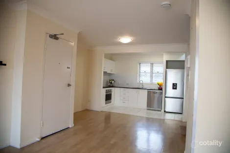 Property photo of 8/95 Berry Street Spring Hill QLD 4000