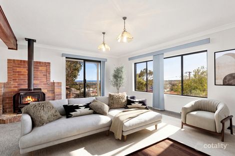 Property photo of 22 Matthews Drive Mount Warrigal NSW 2528