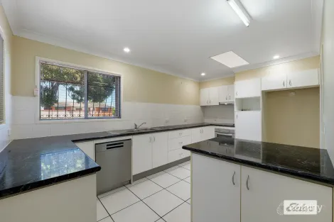 Property photo of 522 Mains Road Macgregor QLD 4109
