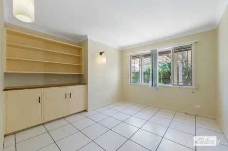 Property photo of 522 Mains Road Macgregor QLD 4109