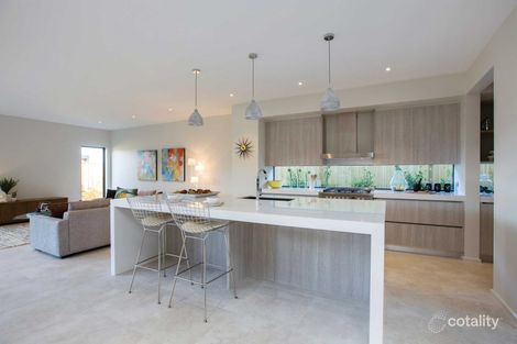 Property photo of 19 Coastside Drive Armstrong Creek VIC 3217