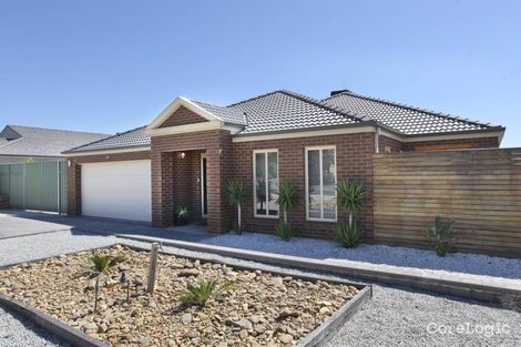 Property photo of 4 Smyrna Drive Strathfieldsaye VIC 3551
