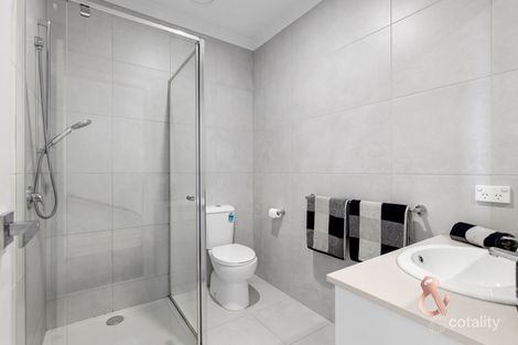 Property photo of 4/25 Kumara Circuit South Morang VIC 3752