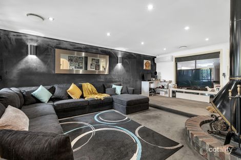 Property photo of 13 Valewood Drive Wyndham Vale VIC 3024