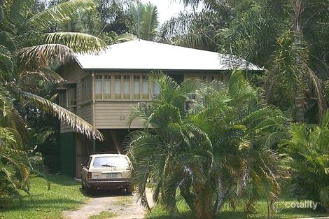 27 Kingsford St, Mooroobool, QLD 4870