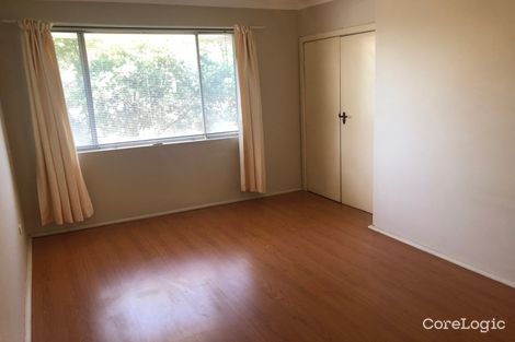 Property photo of 2/100 Wattle Avenue Carramar NSW 2163