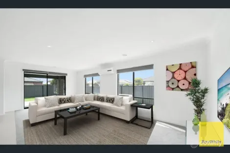 Property photo of 8 Josebury Road Tarneit VIC 3029
