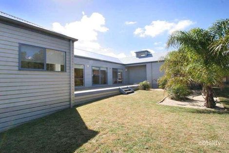 Property photo of 6 Woodland Close Blairgowrie VIC 3942