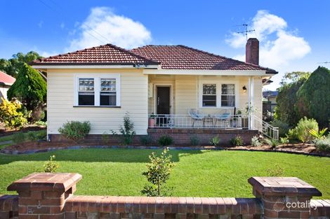 Property photo of 2 Mangrove Road Sandgate NSW 2304