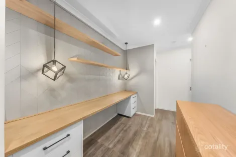 Property photo of 12 Orinoco Chase Werribee VIC 3030