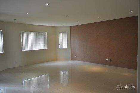 Property photo of 4 Glenbrook Crescent Georges Hall NSW 2198