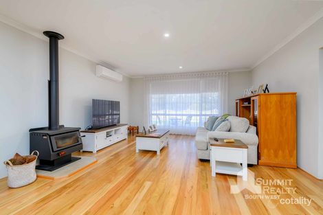 Property photo of 60 Bibra Loop Dalyellup WA 6230