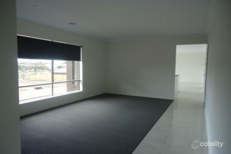 Property photo of 96 Bassetts Road Doreen VIC 3754