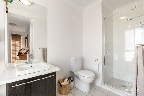 Property photo of 26 Sullivan Circuit Orange NSW 2800