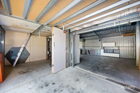 Property photo of 6 Houtman Street Wonthella WA 6530