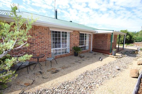 Property photo of 14 Kestral Place Wamboin NSW 2620